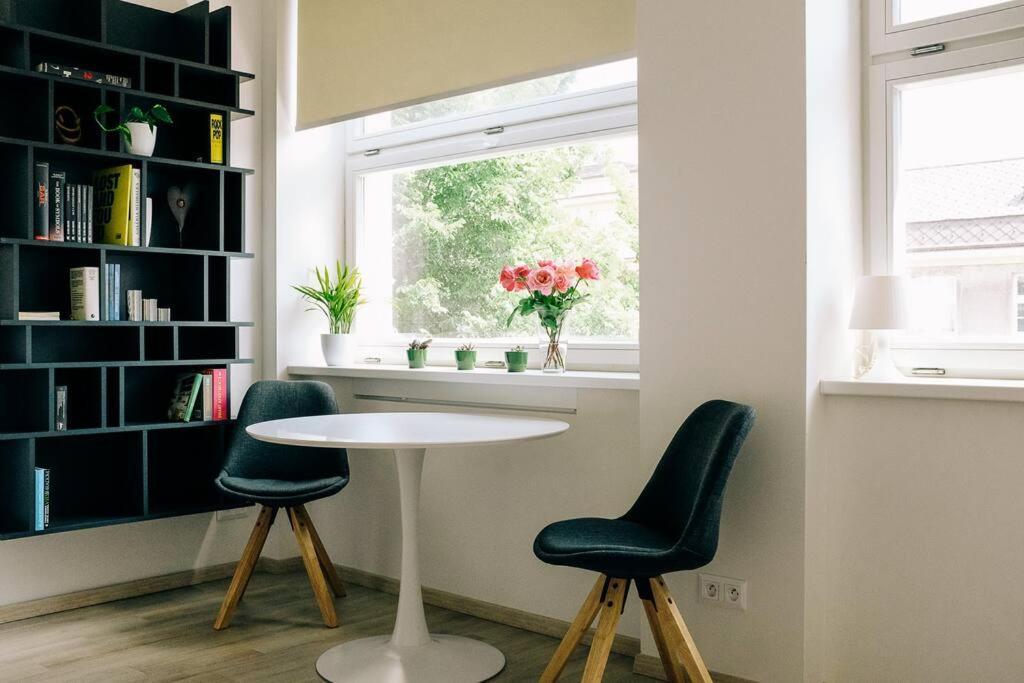 New In Quiet Part Of The Center Apartman *
