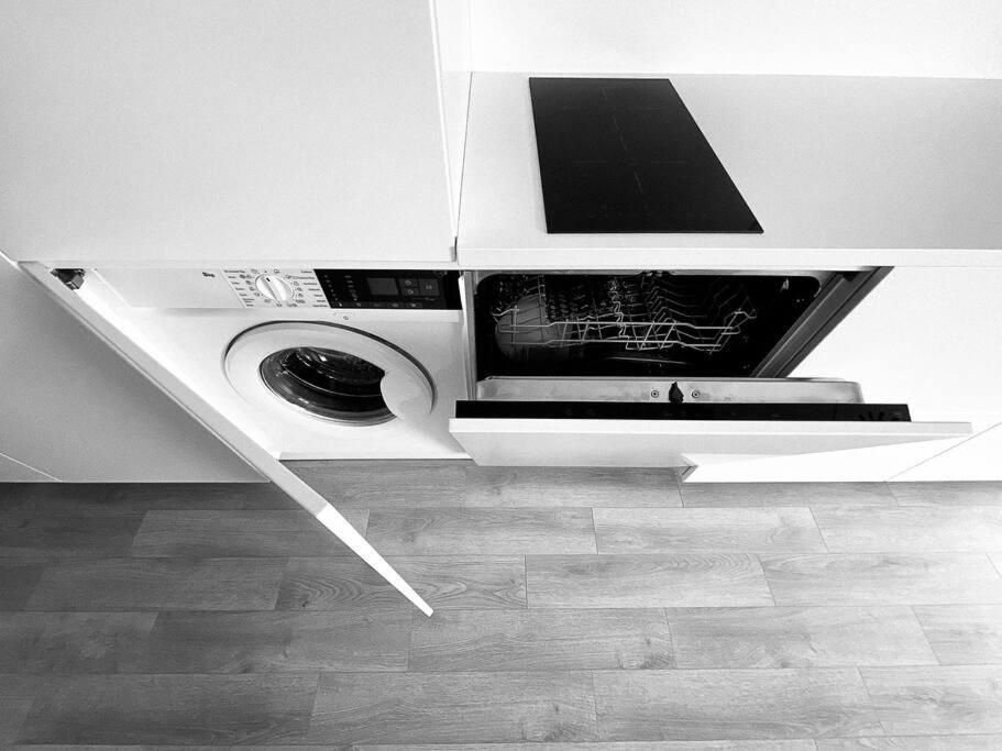 New In Quiet Part Of The Center * Pressburg